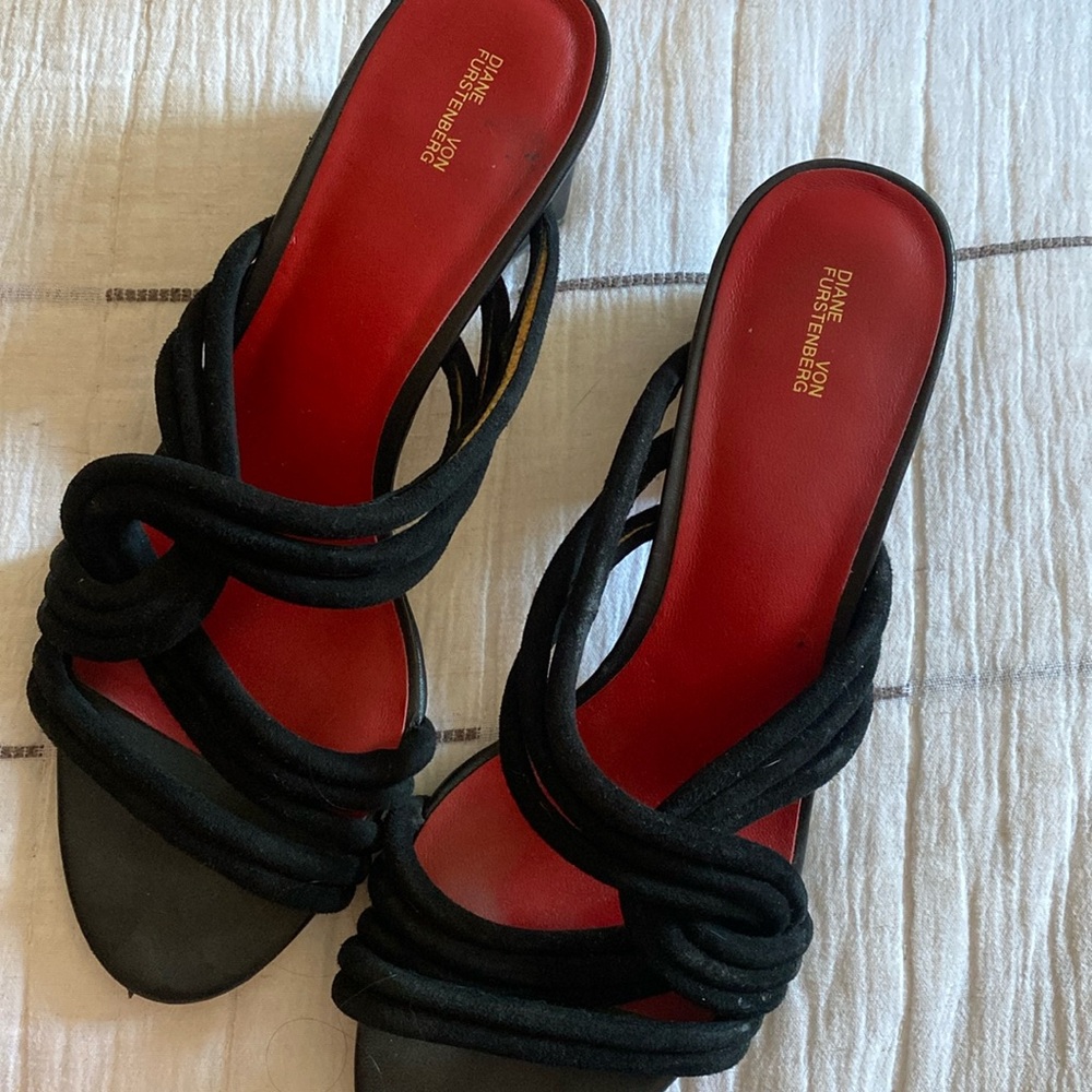 Diane von furstenberg kitten heels